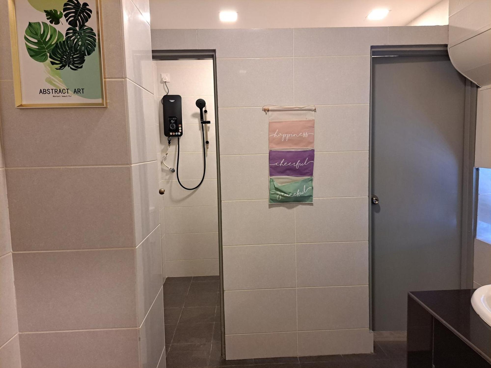 פטלין ג'איה Scc Hotel Pj מראה חיצוני תמונה